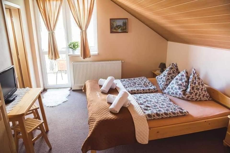 Pezion Limbovy Dvor Hotel Врбов Екстериор снимка