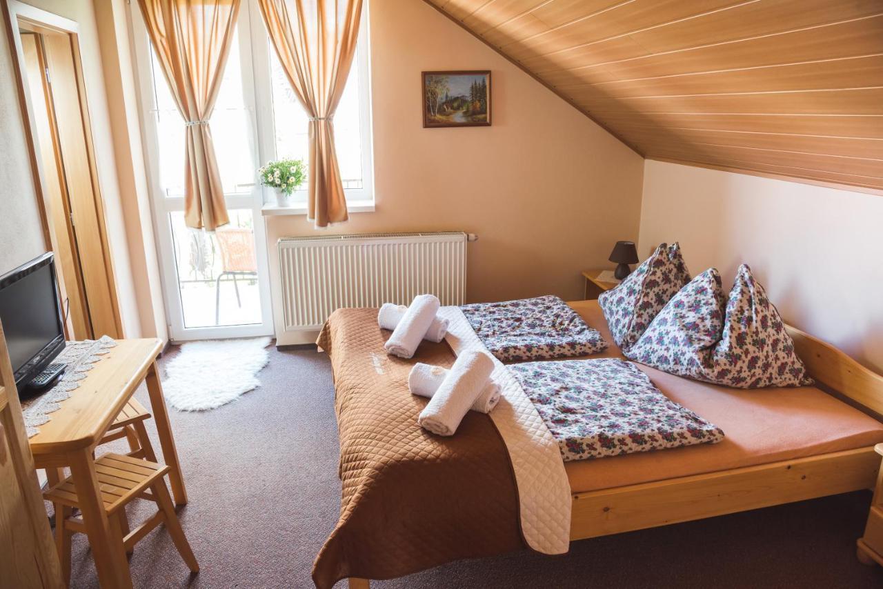 Pezion Limbovy Dvor Hotel Врбов Екстериор снимка